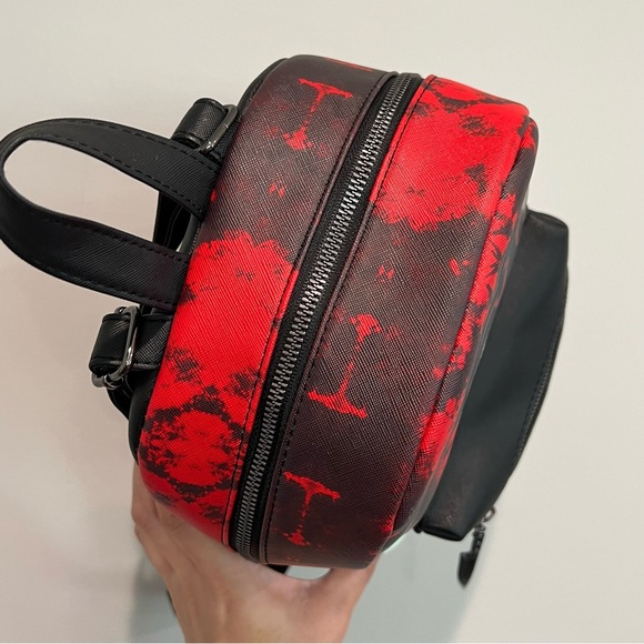 Ghostface Backpack Bioworld The Icon Of Halloween Red/Black Mini Backpack NEW - Picture 5 of 11